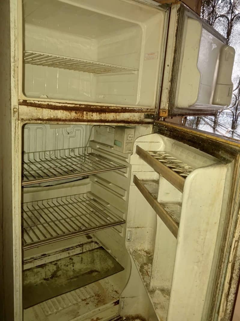 Dawlance Refrigrator 1
