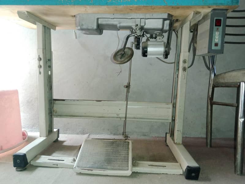 sewing machine 16
