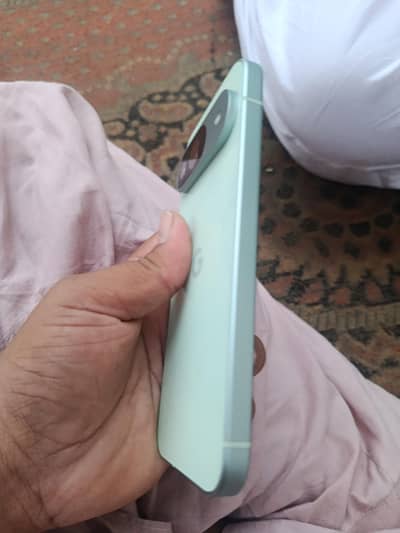 Google Pixel 9 condtn 10/10.12gb/ 128gb waterproof