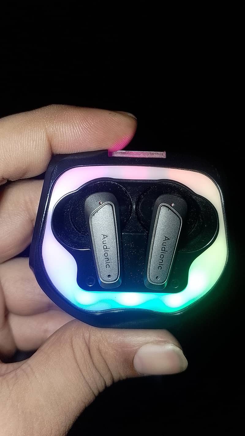 Audionic 2