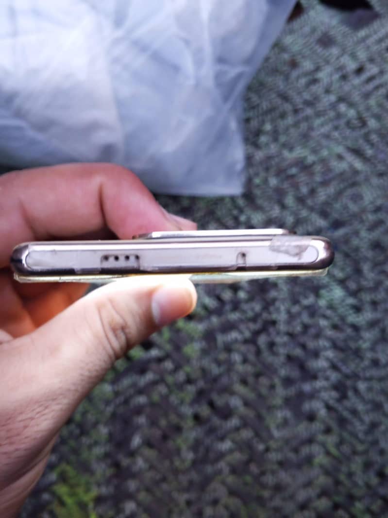 Infinix Zero 30 4