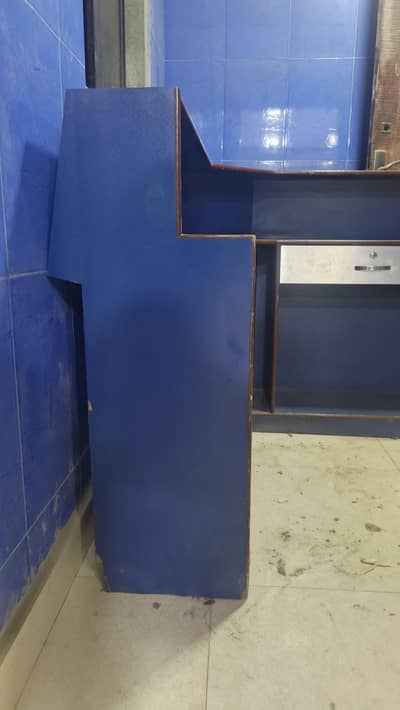 office Receptionist Table.