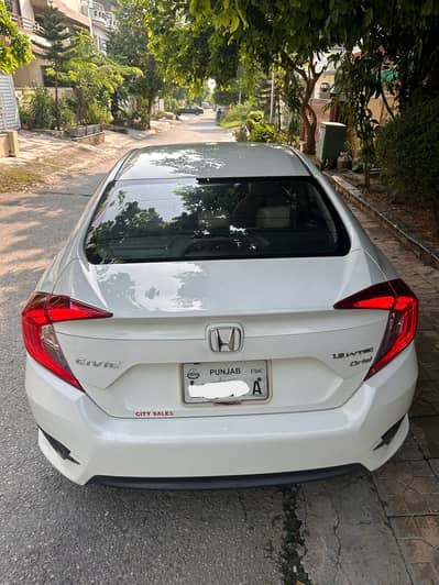 Honda Civic Oriel 2018 Red meter