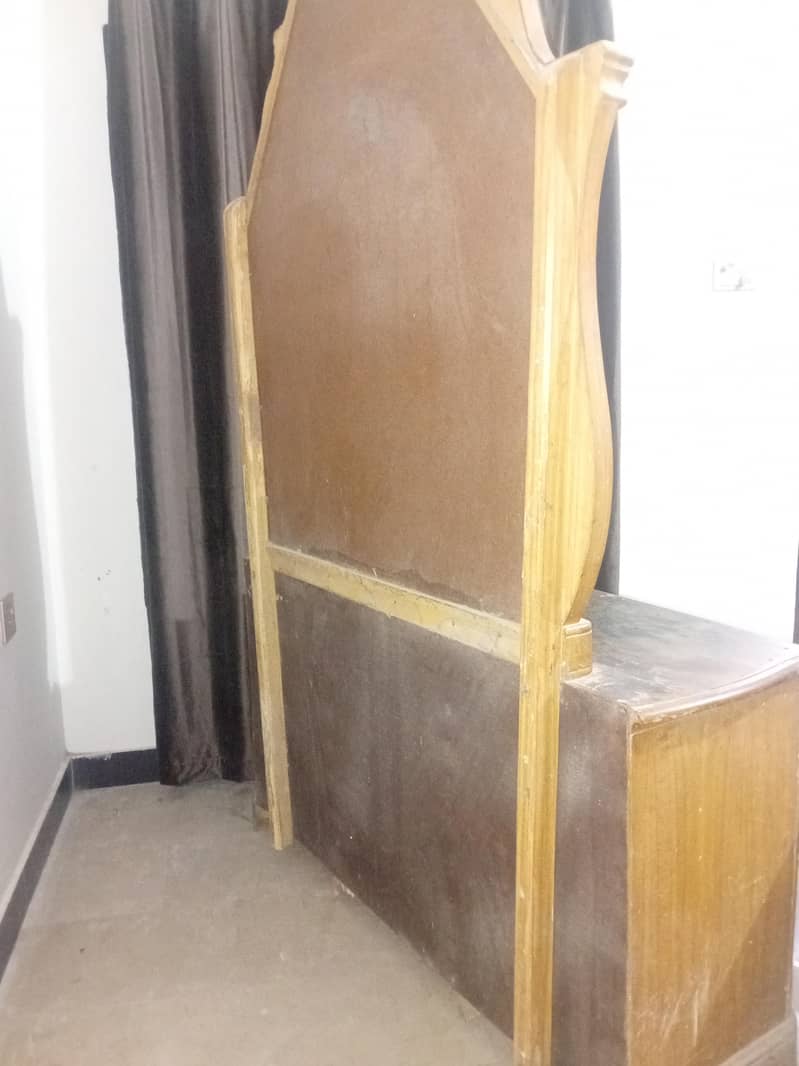 Dressing Table 2