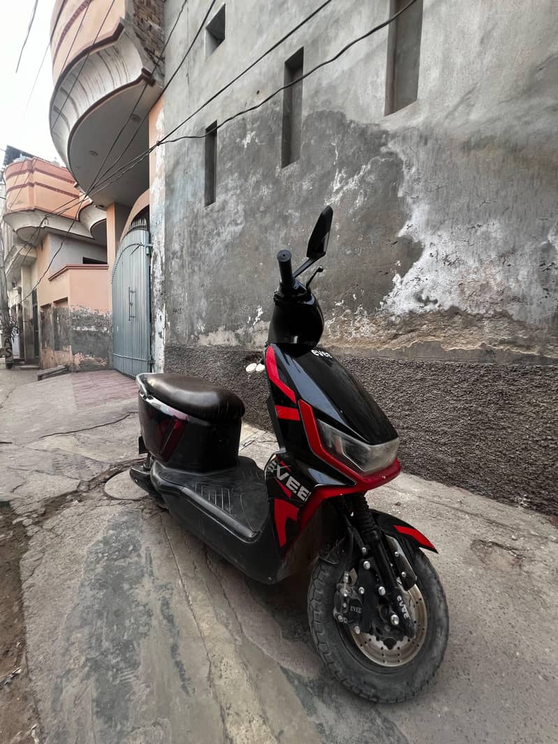 Scooty 1