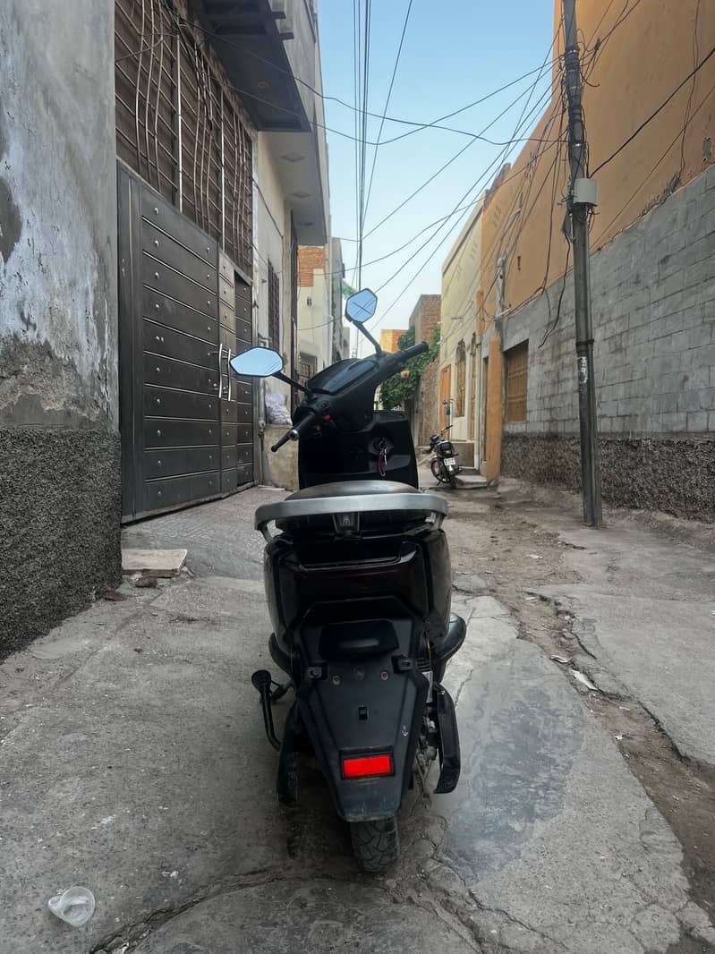 Scooty 2