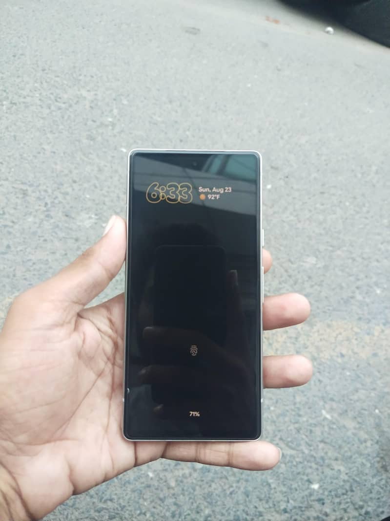Google Pixel 7a 2