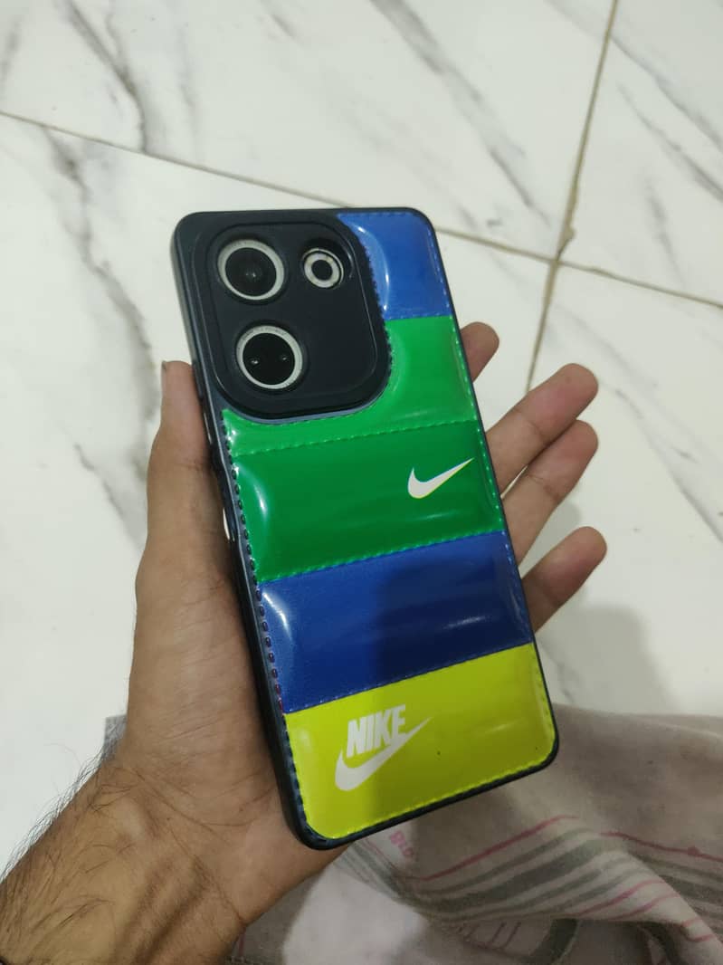 Tecno CAMON 20 Pro 0