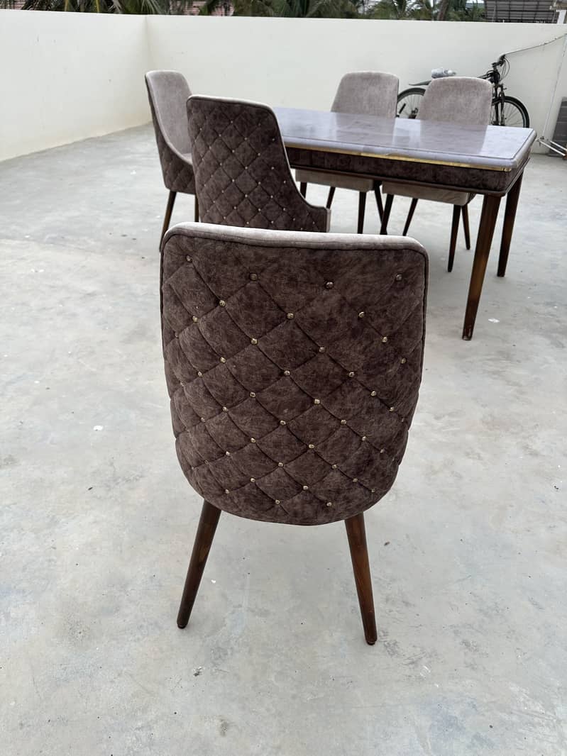 6 Seater DINING TABLE 4