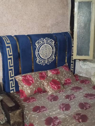 Double bed for sale in new condition with matress for sale