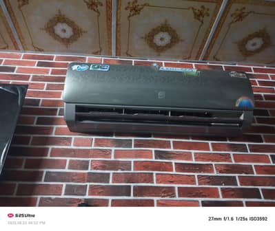PEL Inverter Ac 1.5 Ton company fited gass