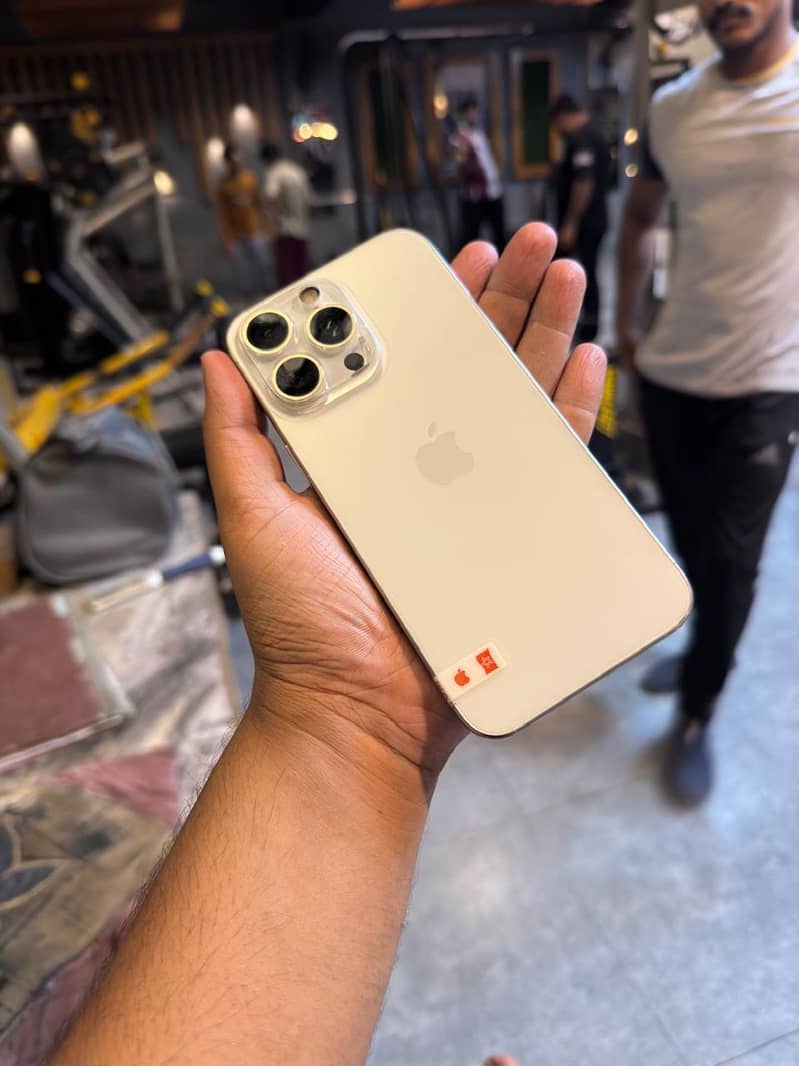 Iphone 15 pro max 3