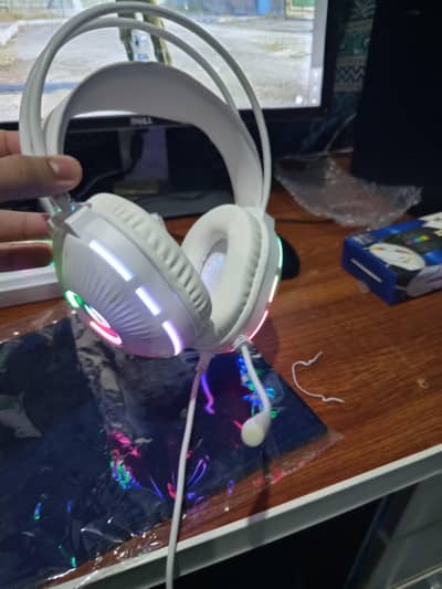 Gaming headphones  with mic