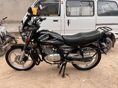 Suzuki GS 150 SE 2022