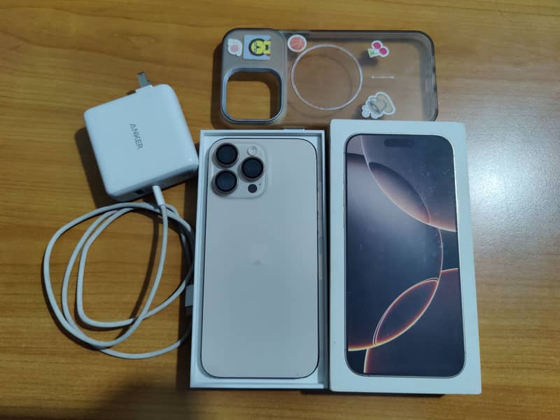 Apple iPhone 16 Pro Max 0