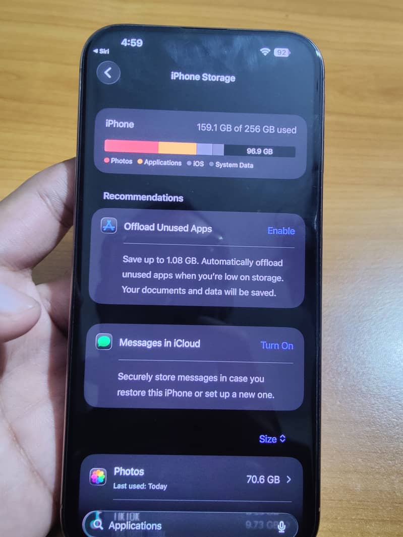 Apple iPhone 16 Pro Max 2