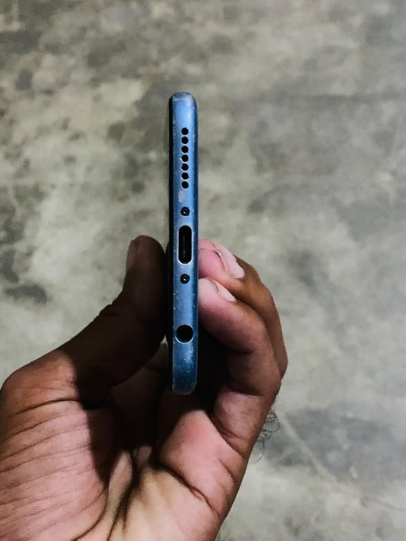 Huawei Nova 2 Plus 3