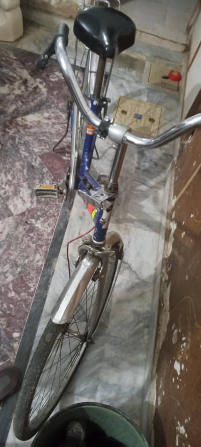 new tyres 1 back brake good speed