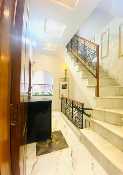 4 Marla Building For rent in Dha phase 7