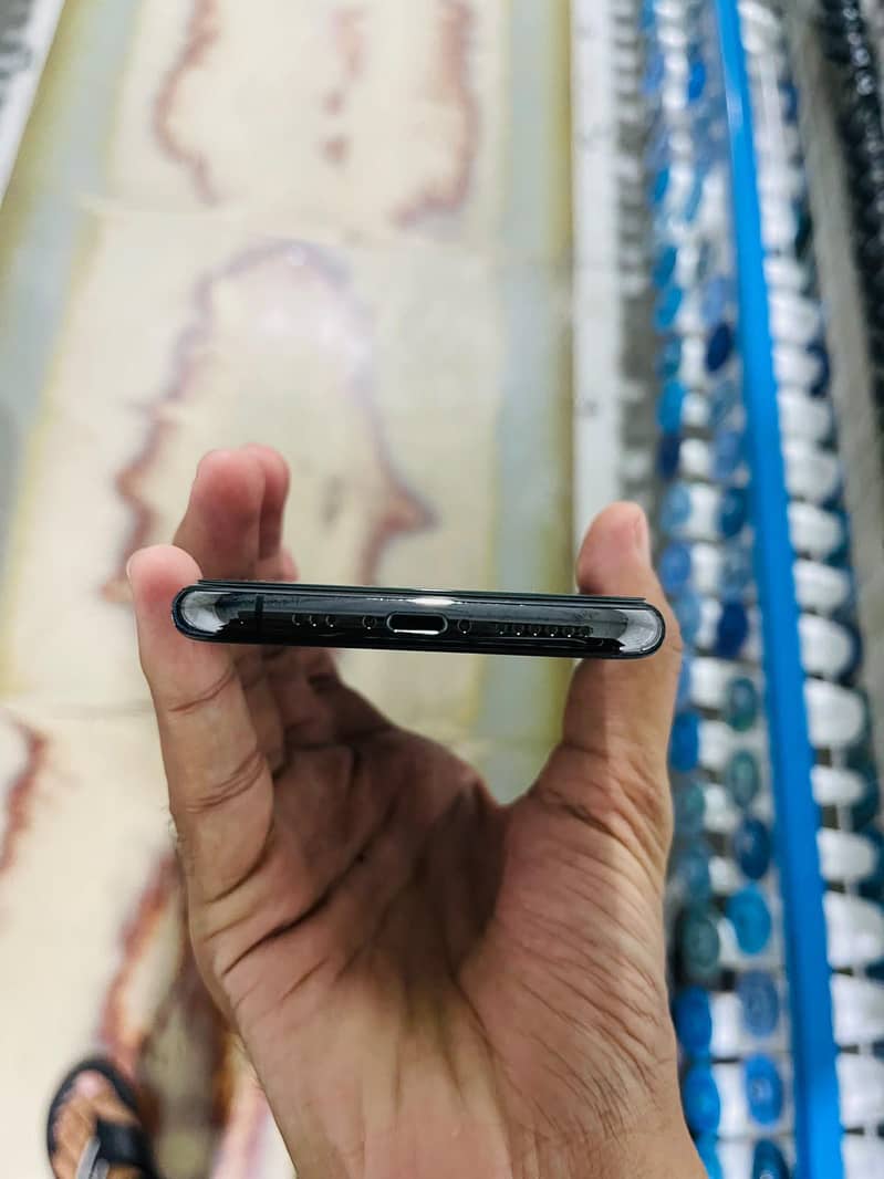 iphone 11 pro 3