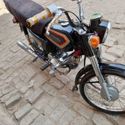 Honda CD 70 (1970) CDR Engine