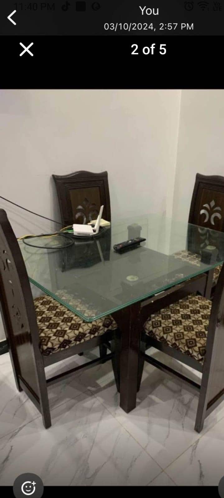 dining table with chairs 1