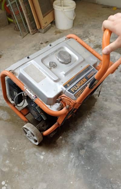 good condition house used 2.5 kva generator