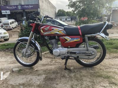 Honda 125 bike for sale 2025 model 200000 moqa pe kami peshi ho jye gi