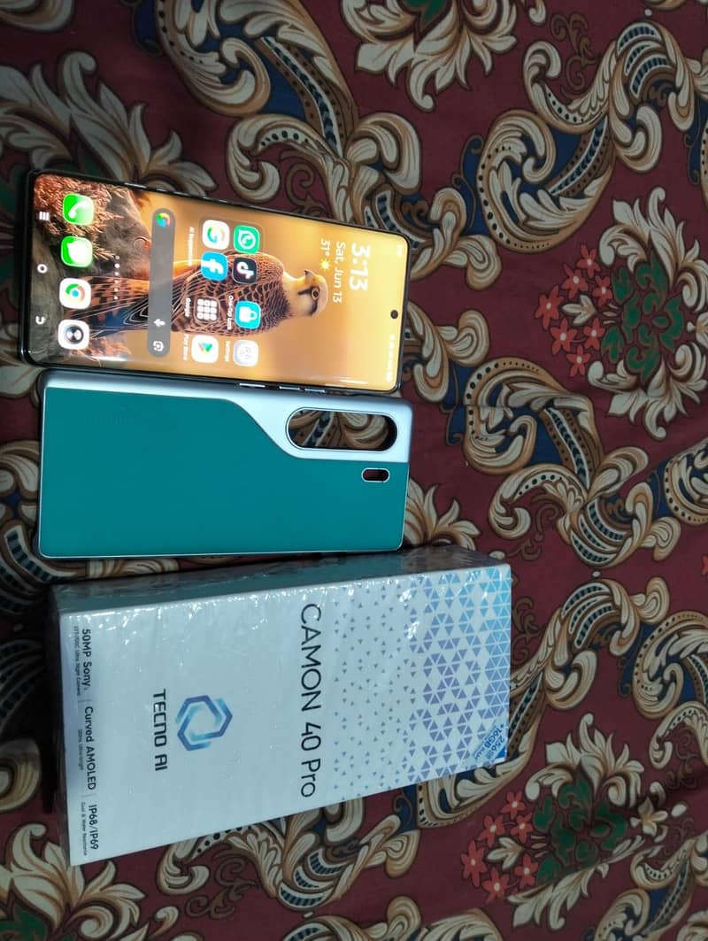 Tecno Camon 40 pro 2