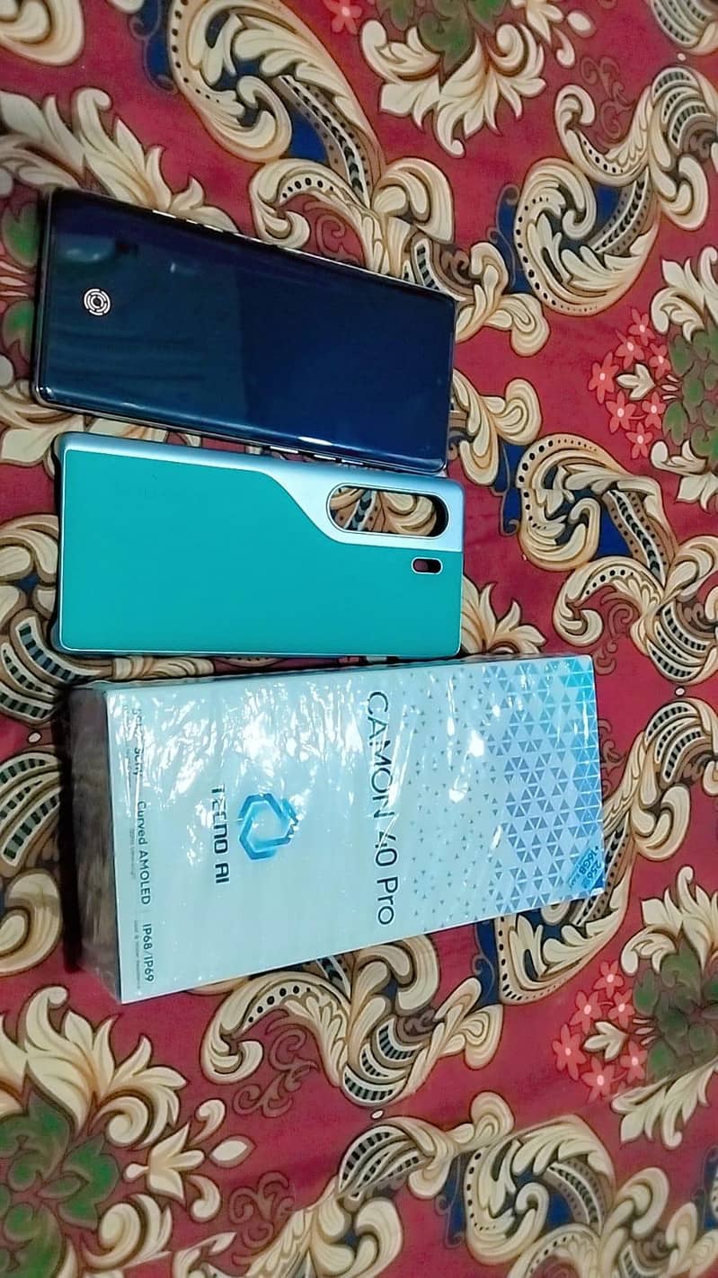 Tecno Camon 40 pro 7