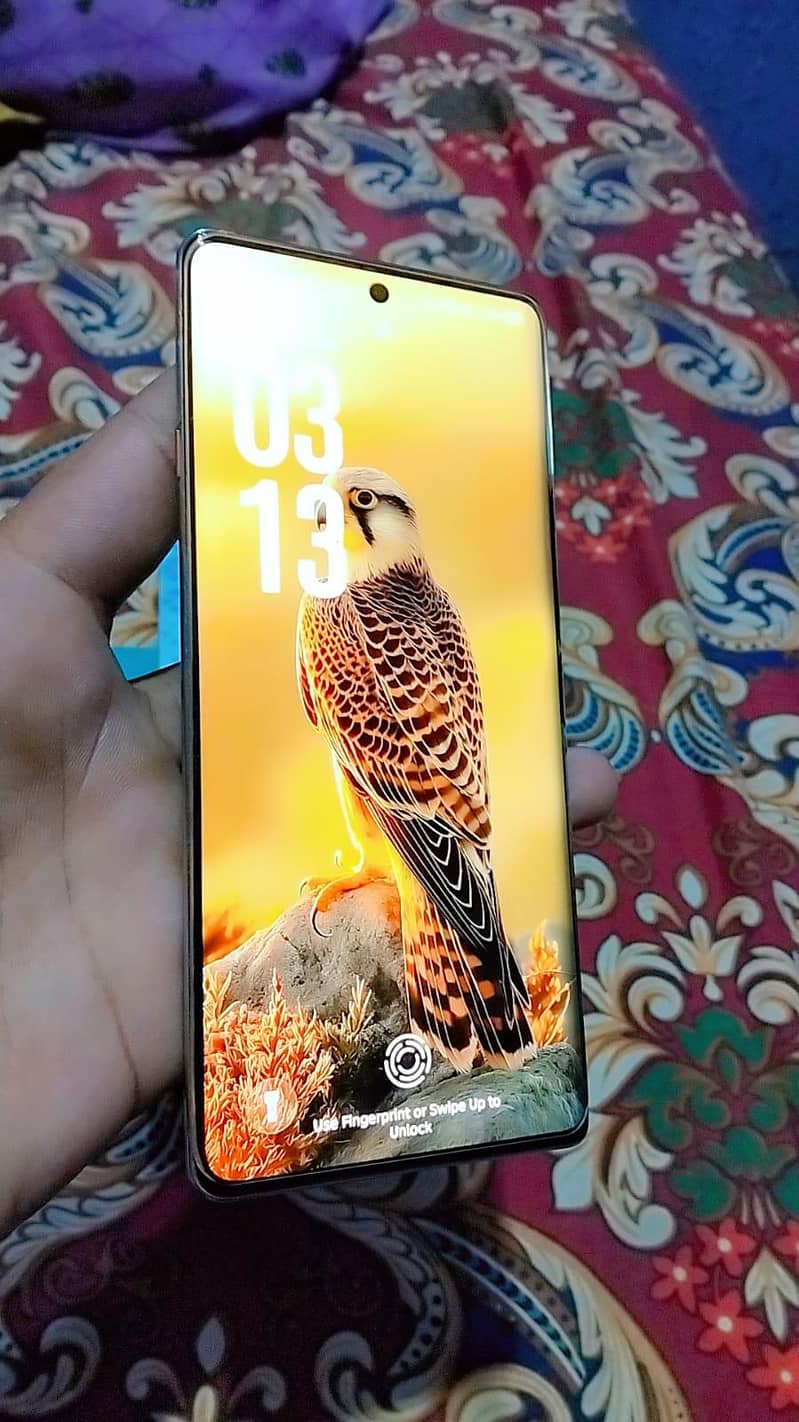 Tecno Camon 40 pro 8