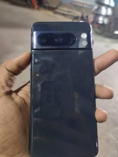 Google Pixel 8 Pro