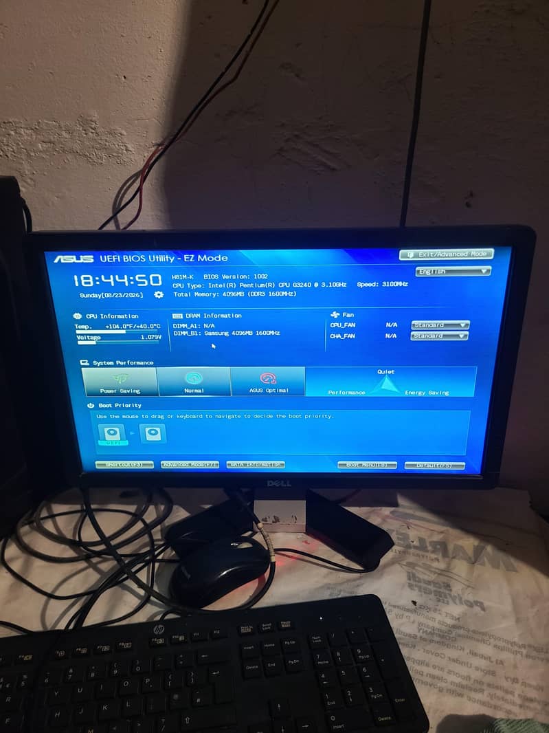 Dell E2016H 1