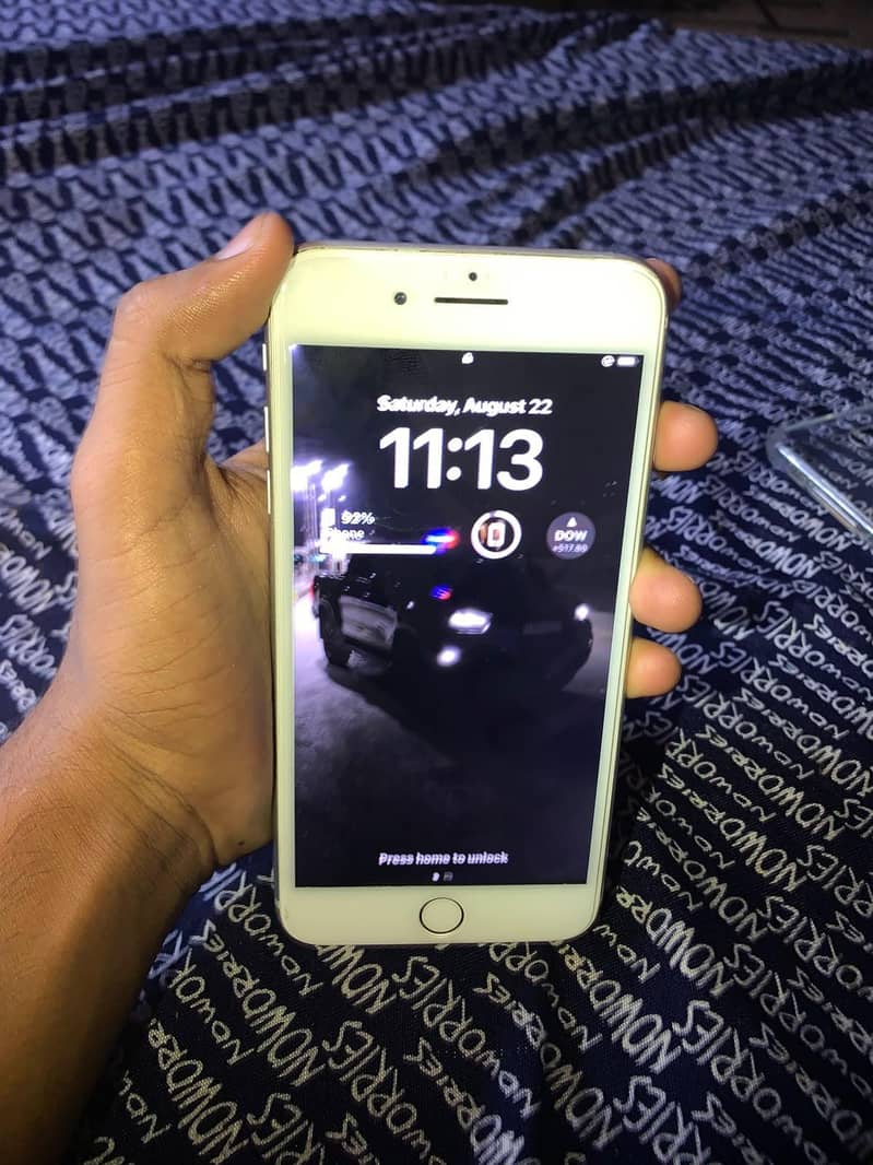 iPhone 8 Plus 6