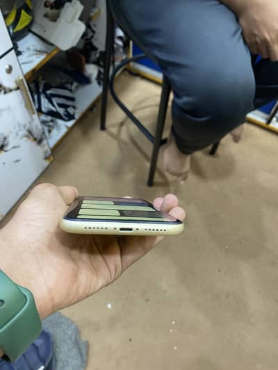Apple iPhone XR