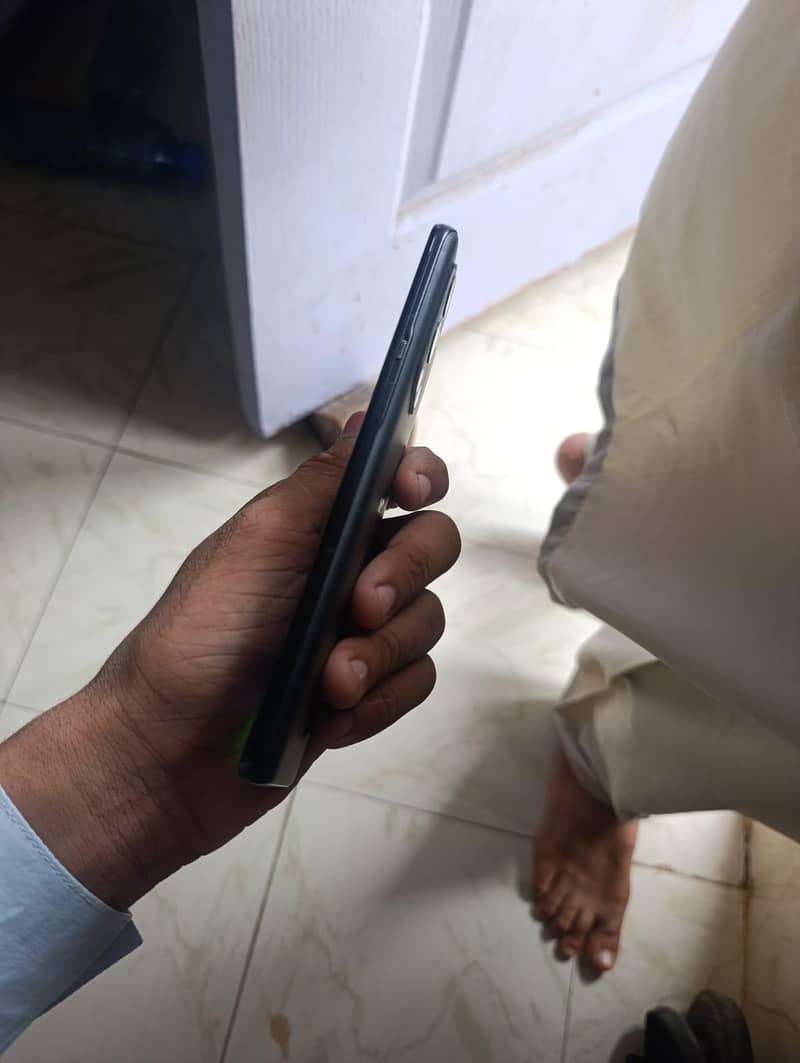 One Plus 9 Pro 4