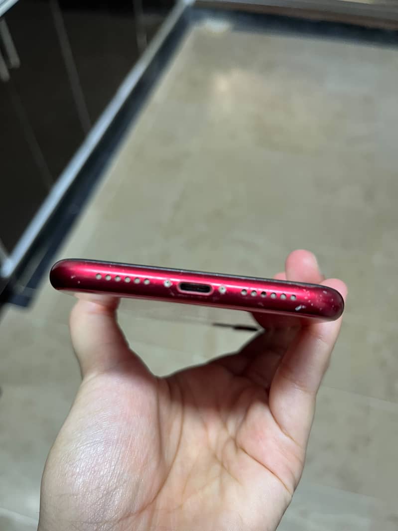 Apple iPhone 11 7