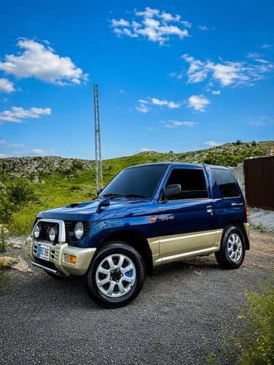 Mitsubishi Pajero Mini 1998