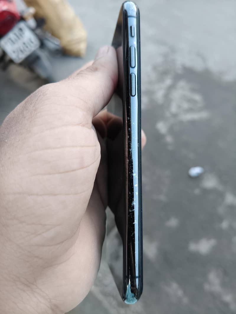 Apple iPhone X 1