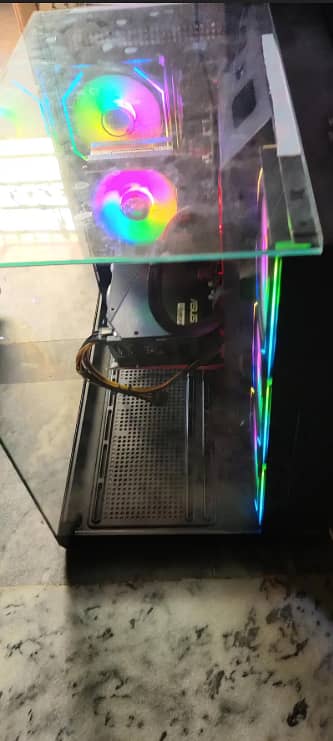 Gaming PC ( ryzen 5 3600 / RTX 2060 / 16gb )