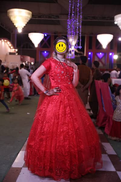 Barbie frock use only 3 hours new condition