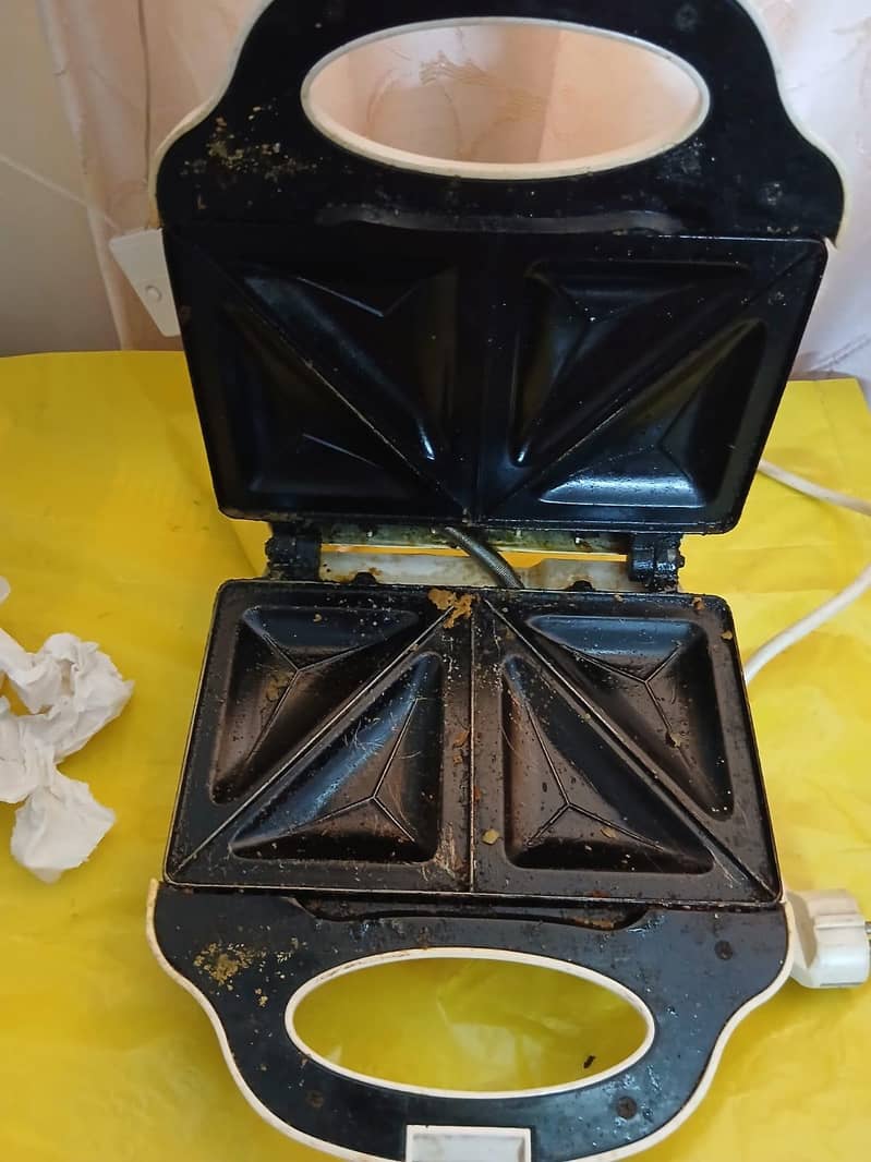 sandwich maker 1