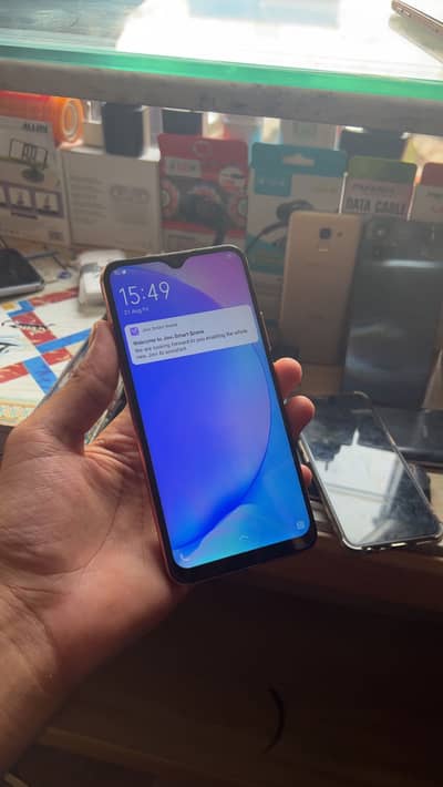 Vivo Y17