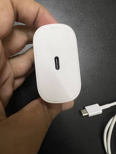 Samsung 25 W charger with original cable