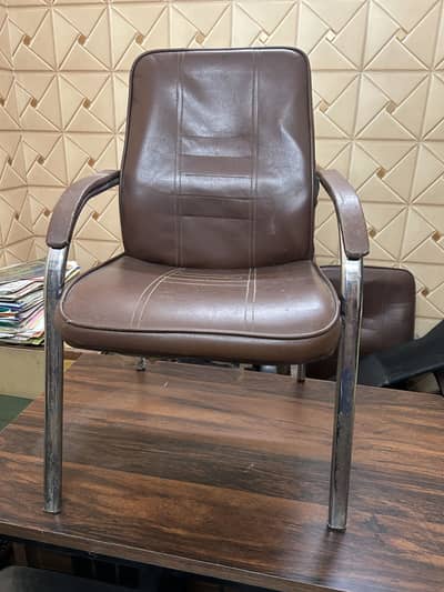 5 Pcs Used Brown Office / Visitor Chairs – Leatherette with Arms