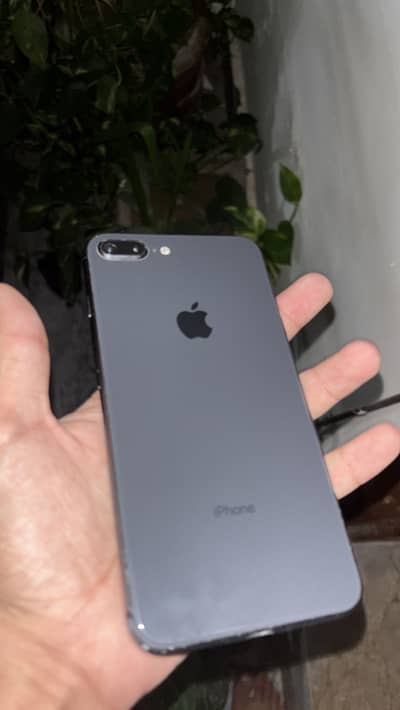 Apple iPhone 8 Plus