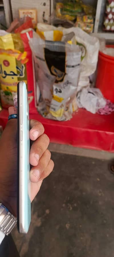 Vivo Y30