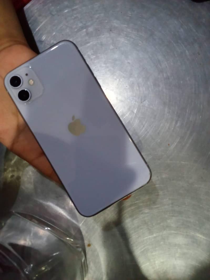 Apple iPhone 11 2