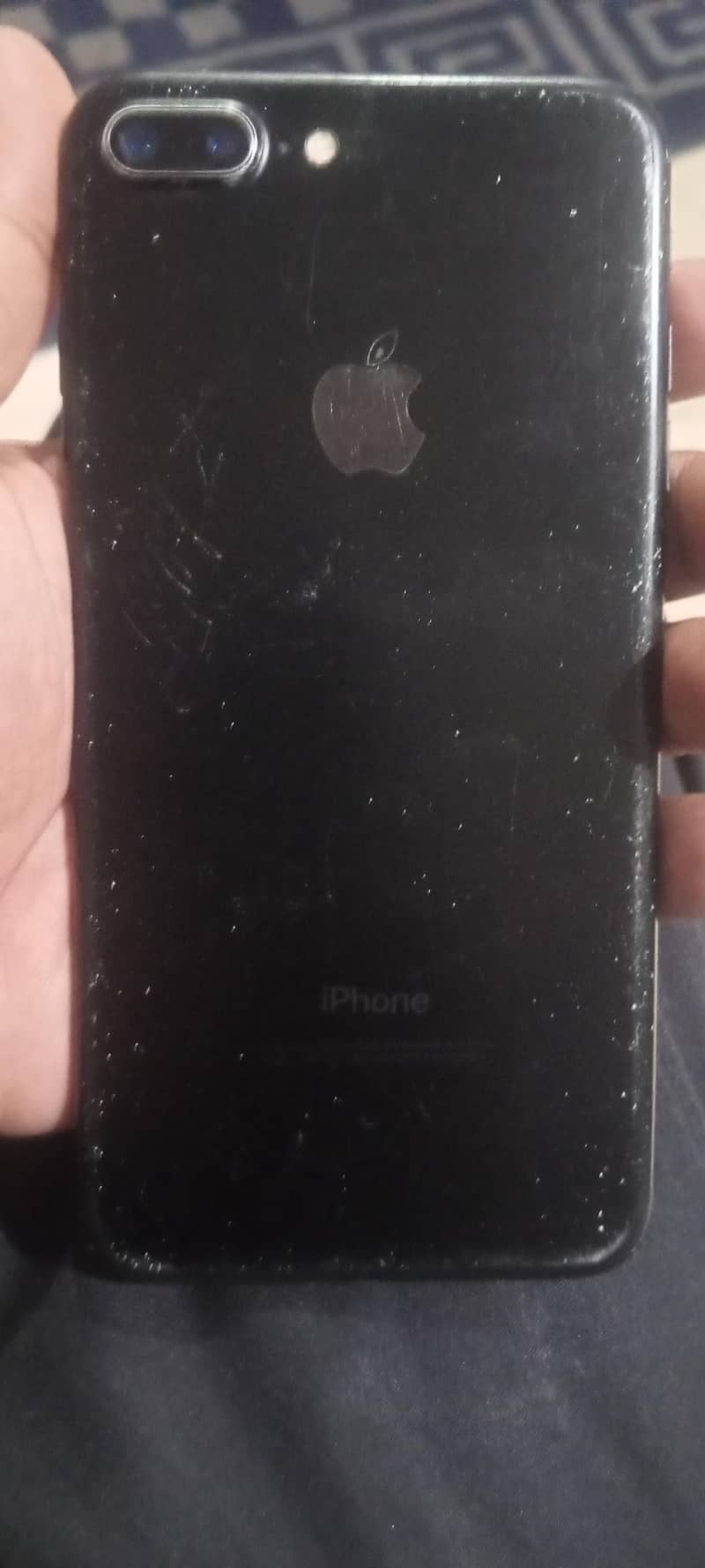 Apple iPhone 7 Plus 3