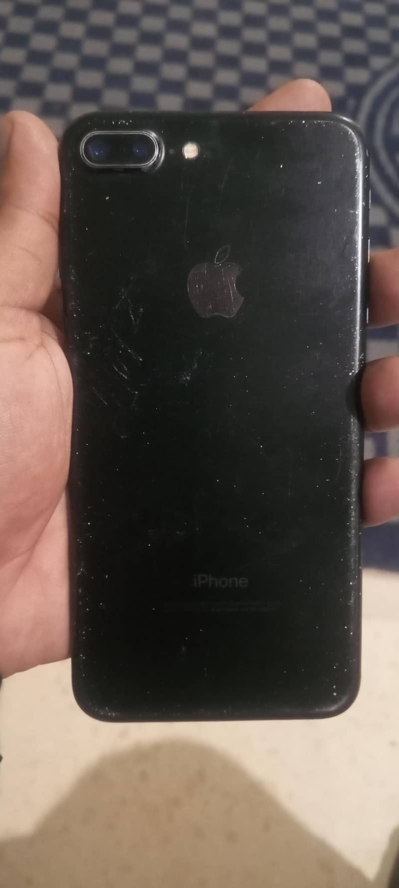Apple iPhone 7 Plus 5
